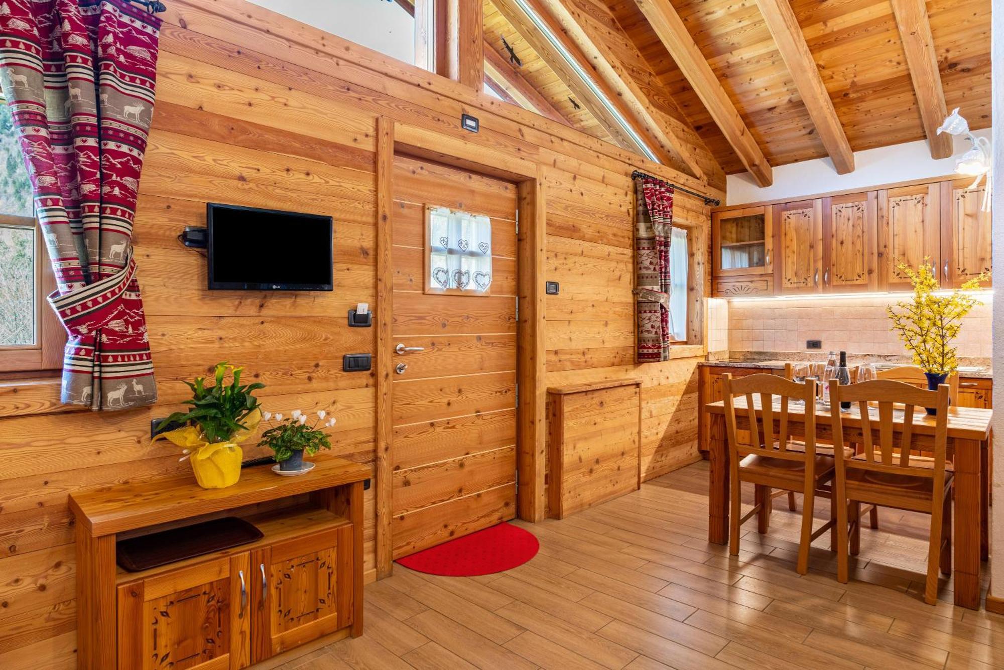 Chalet Camping Fae 3 Villa Madonna di Campiglio Ngoại thất bức ảnh