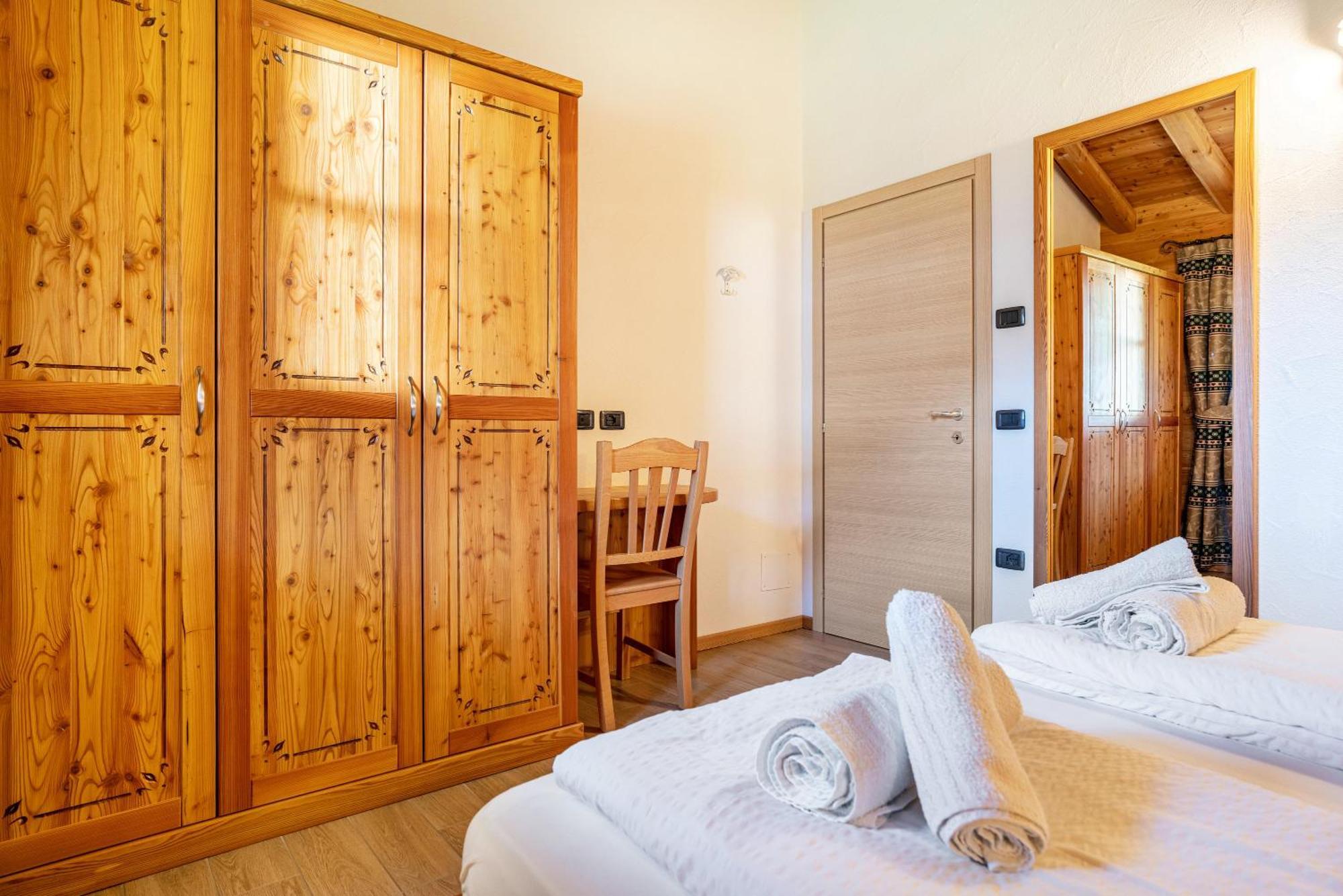 Chalet Camping Fae 3 Villa Madonna di Campiglio Ngoại thất bức ảnh
