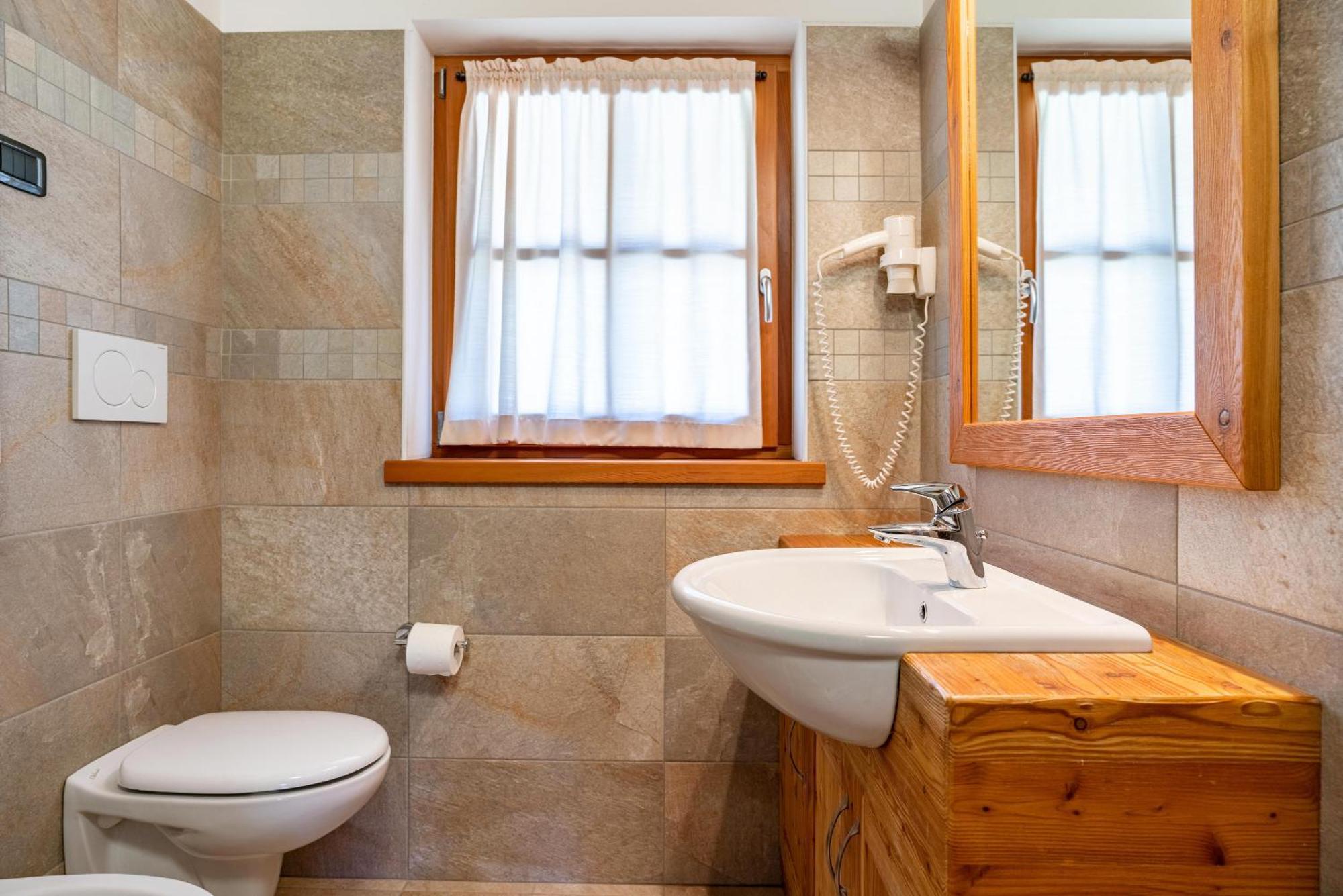Chalet Camping Fae 3 Villa Madonna di Campiglio Ngoại thất bức ảnh