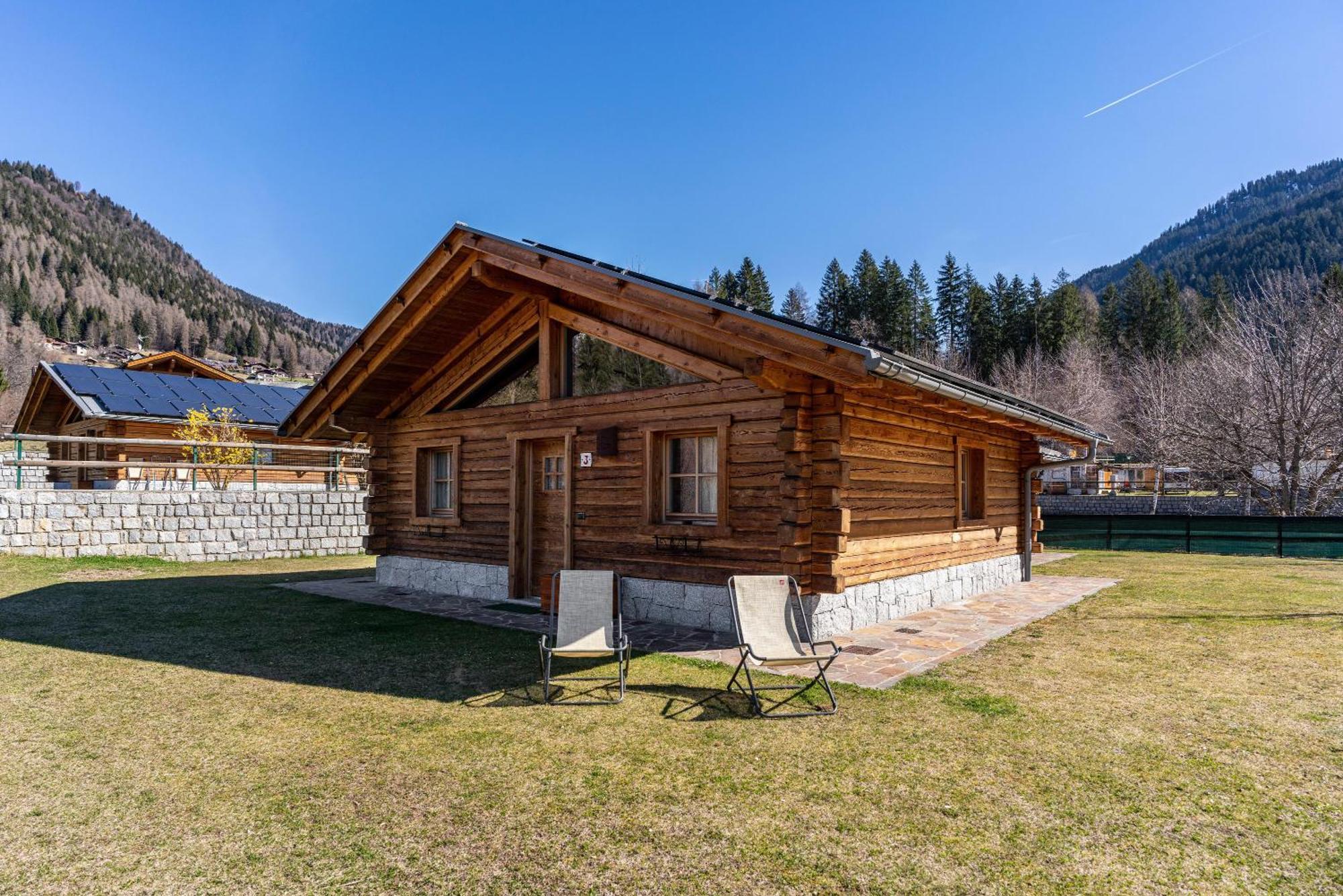 Chalet Camping Fae 3 Villa Madonna di Campiglio Ngoại thất bức ảnh